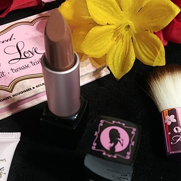 TOO FACED ON THE PROWL LEOPARD 💘 LOVE - Picture 3 of 11